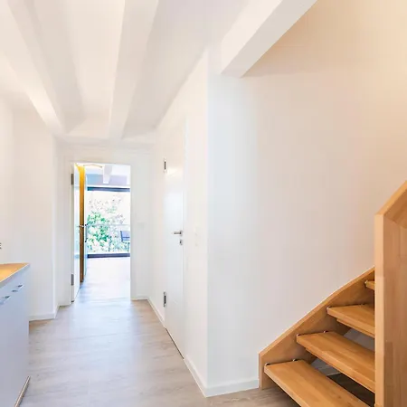 Prora - Dachgeschoss-Apartment Mit Meerblick - Ausblick *