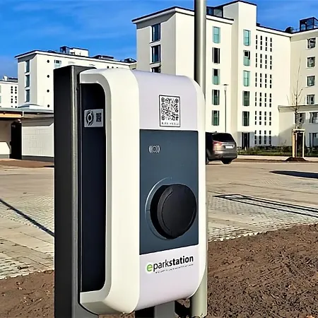 Prora - Dachgeschoss-apartment Mit Strandkorb Am Strand- Ausblick *